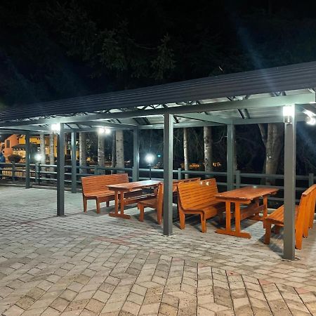 Hotel5E Plav Bagian luar foto