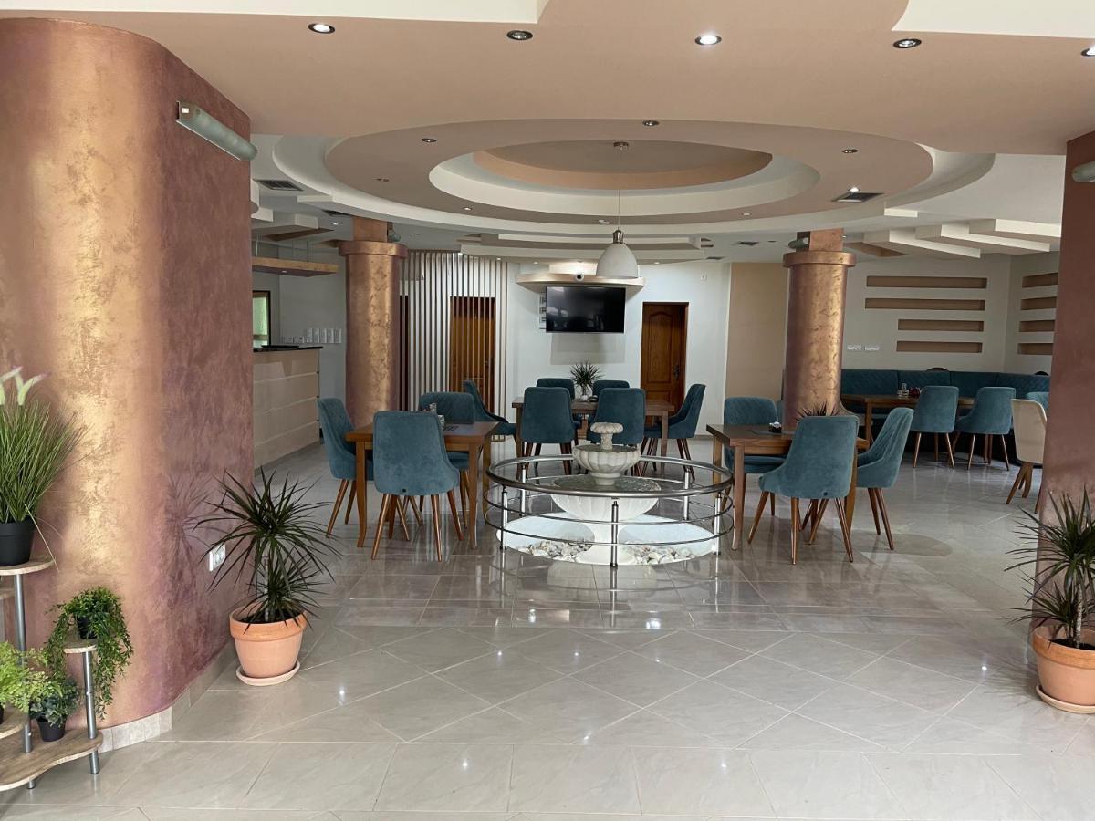 Hotel5E Plav Bagian luar foto