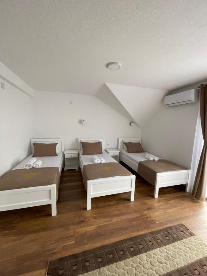 Hotel5E Plav Bagian luar foto