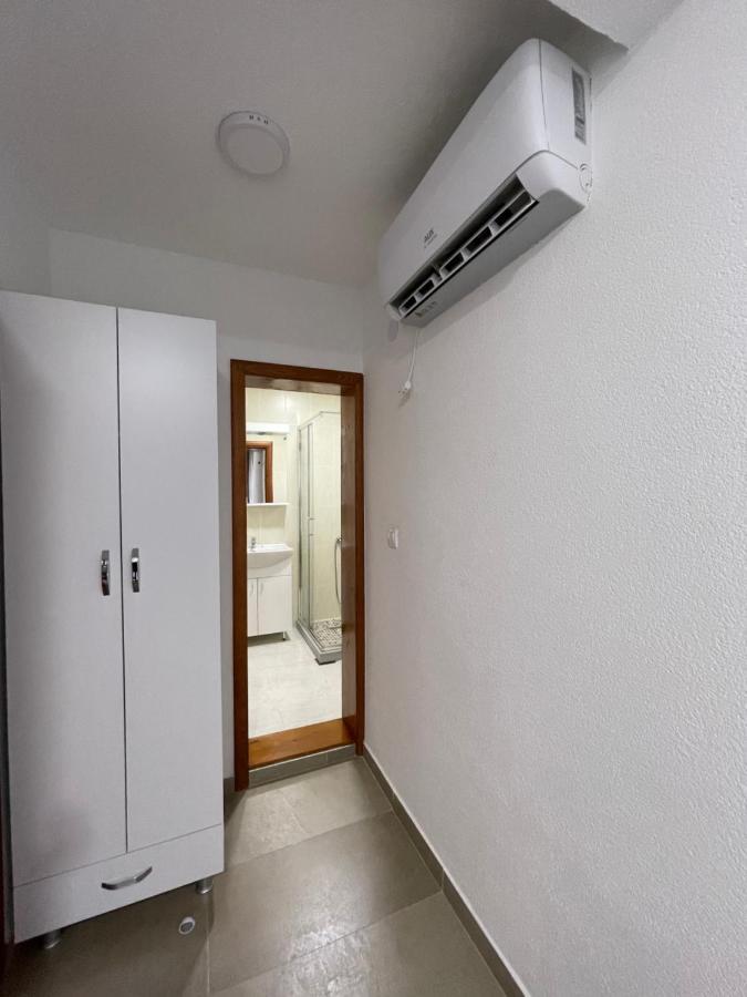 Hotel5E Plav Bagian luar foto