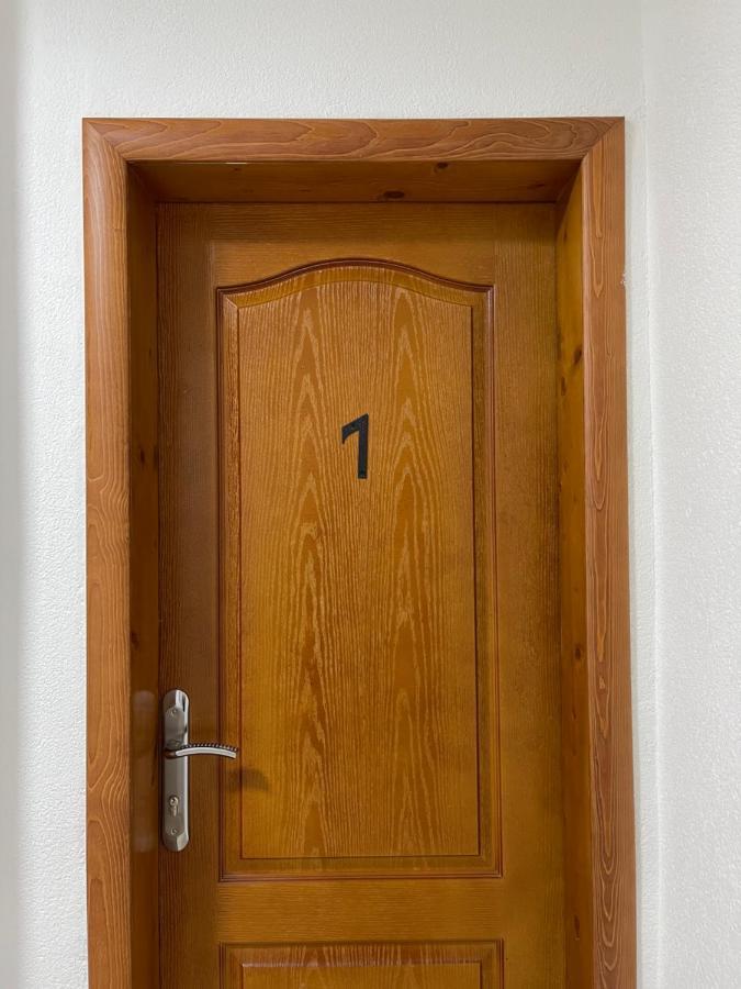 Hotel5E Plav Bagian luar foto
